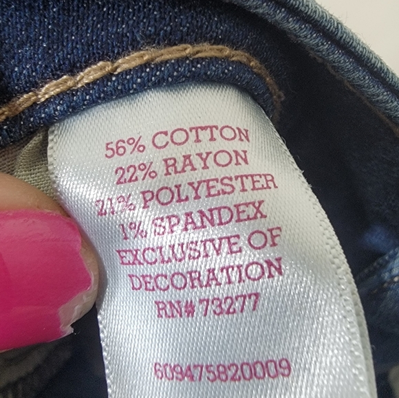 4/$20 SO Distressed Skinny Stretch Jeans Dark Blue Size 0 - Picture 2 of 6